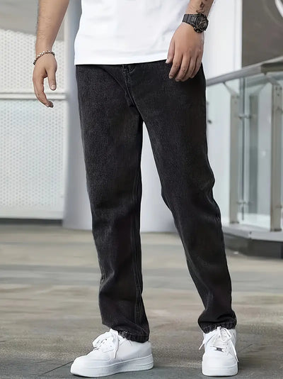 Lässige, gerade geschnittene, hell gewaschene Herrenjeans