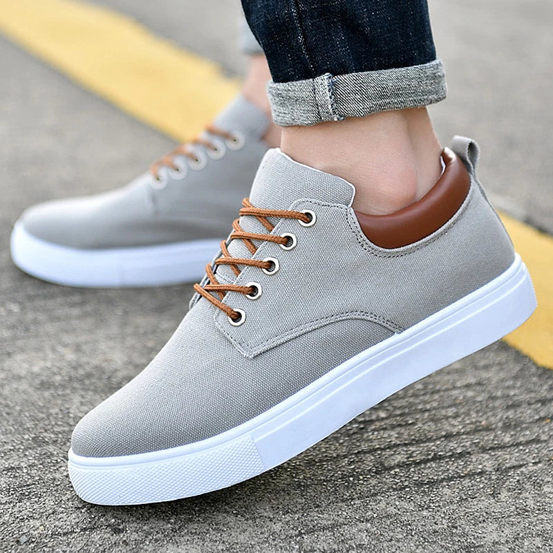 Lässige Schnürschuhe Niedrige Segeltuch-Sneakers für Männer
