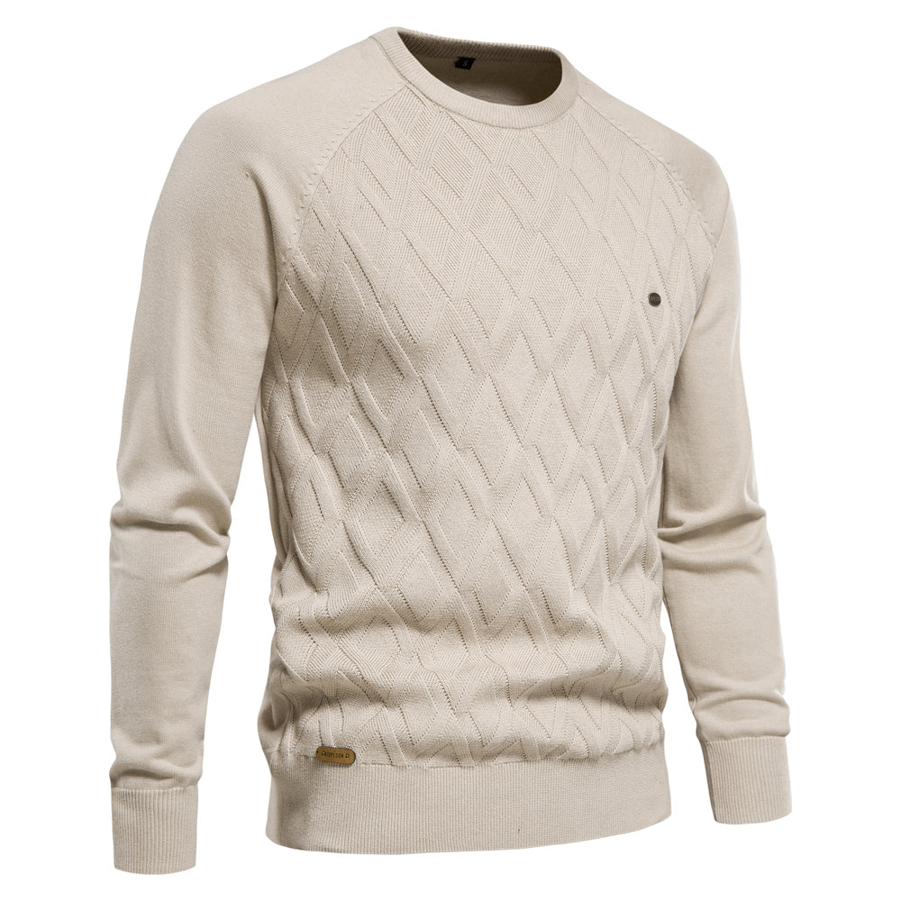 Klassischer Herrenstrickpullover mit Zopfmuster und Rundhalsausschnitt